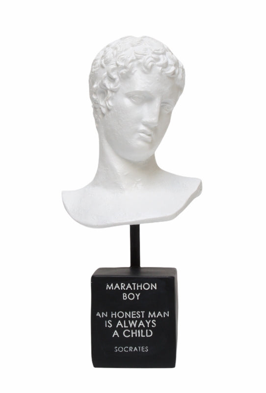 Statue Marathon Boy
