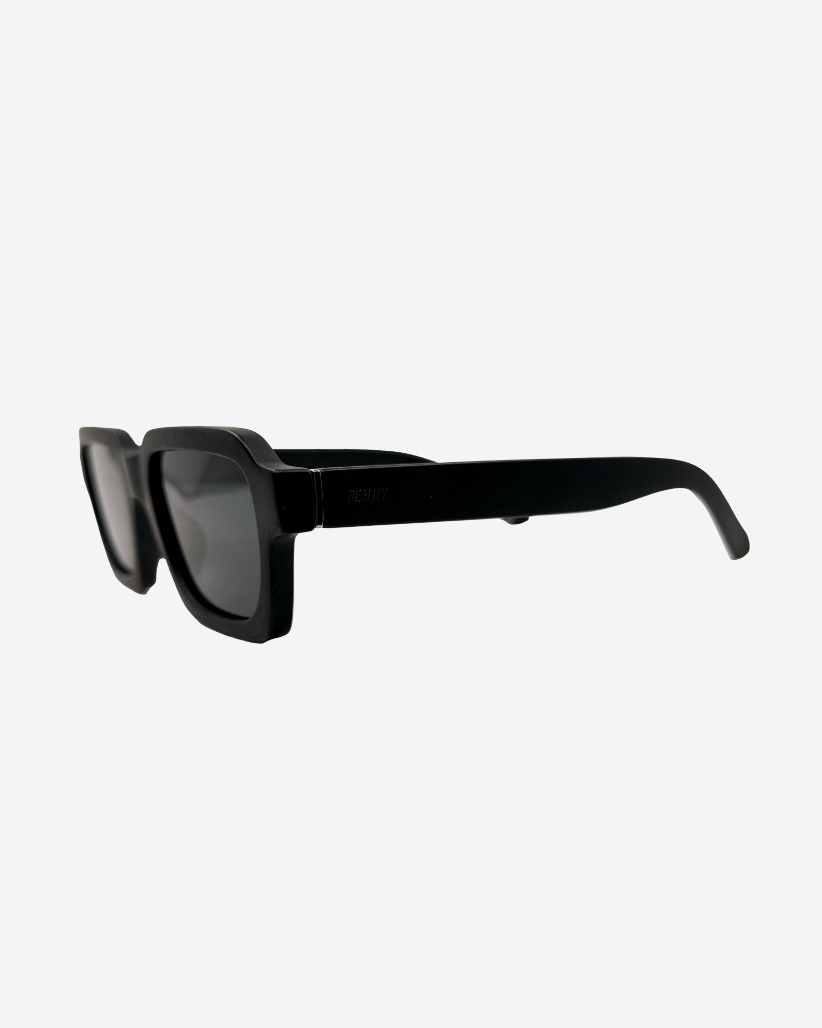 Reality Fitzrovia Sunglasses | Carbon