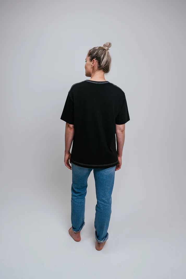 All Of Us Friends Tee | Black