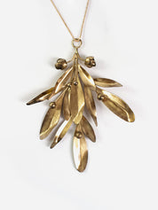 French Country Leaf Hanging Christmas Decoration | Gold