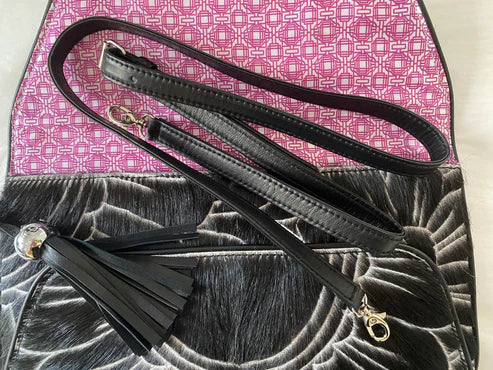 Hand Etched Envelope With Obsidian Love Knot Stone | Black