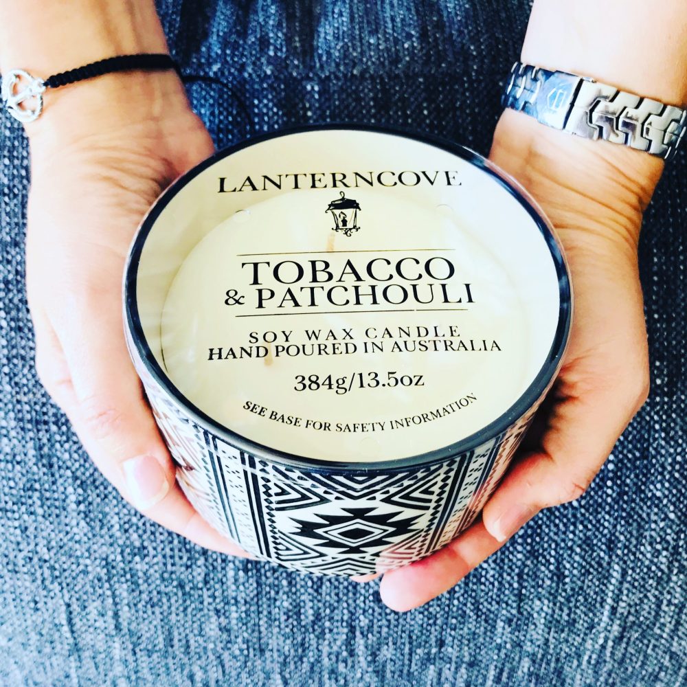Lantern Cove Bric-a-Brac Candle 13.5OZ | Tobacco & Patchouli