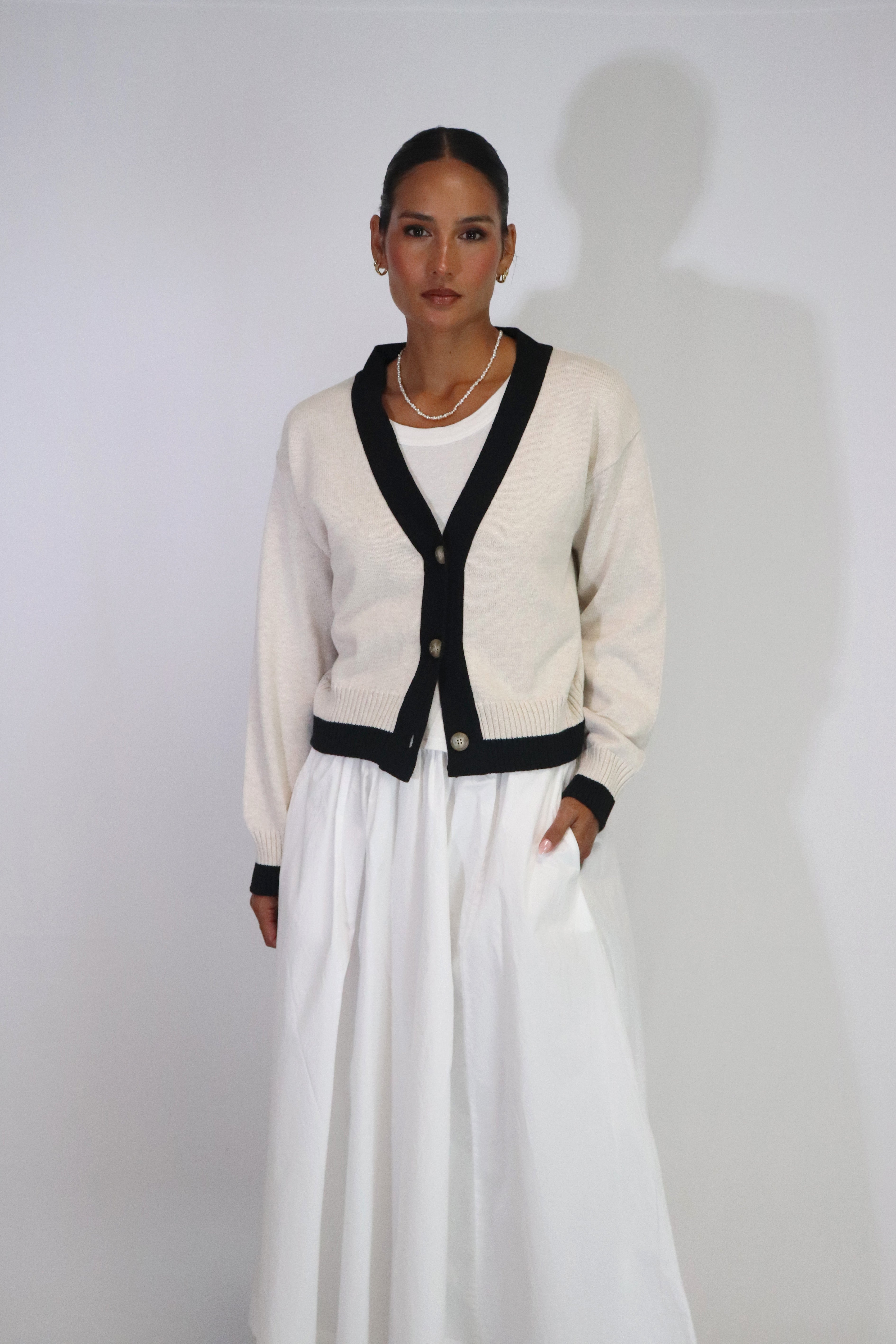Tatano Contrast Cardi | Sand Black