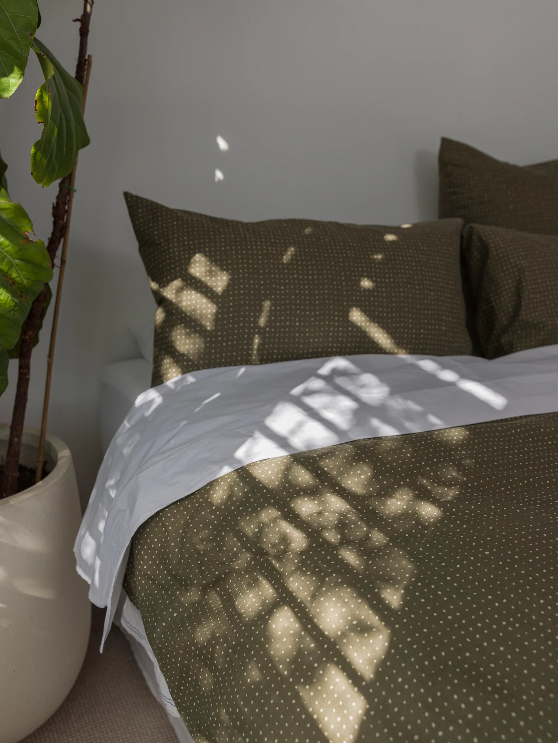 Citta Inku Organic Cotton Linen Pillowcase Pair | Olive