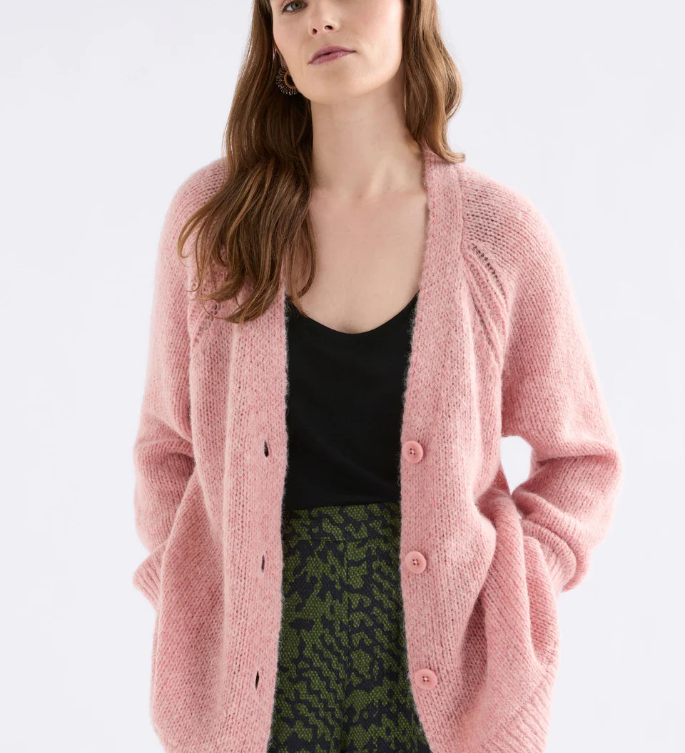 K0189-P-Ineke_Cardi_PINK_SALT-3.webp