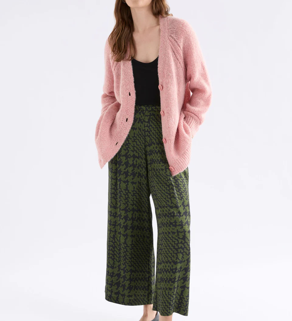 K0189-P-Ineke_Cardi_PINK_SALT-4.webp