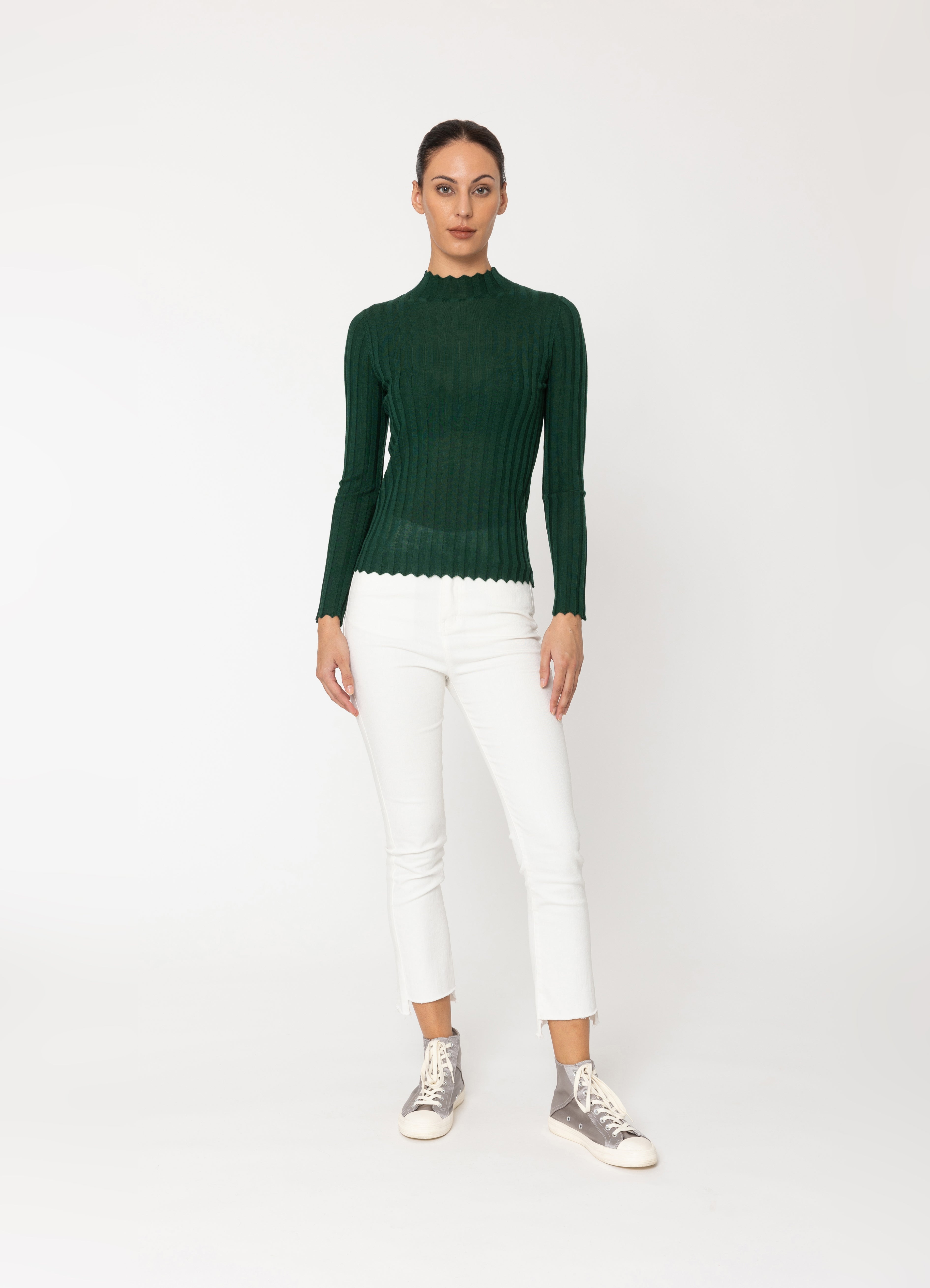 K763DerbyTop-Green_543RuthJean-WinterWhite-0488.jpg