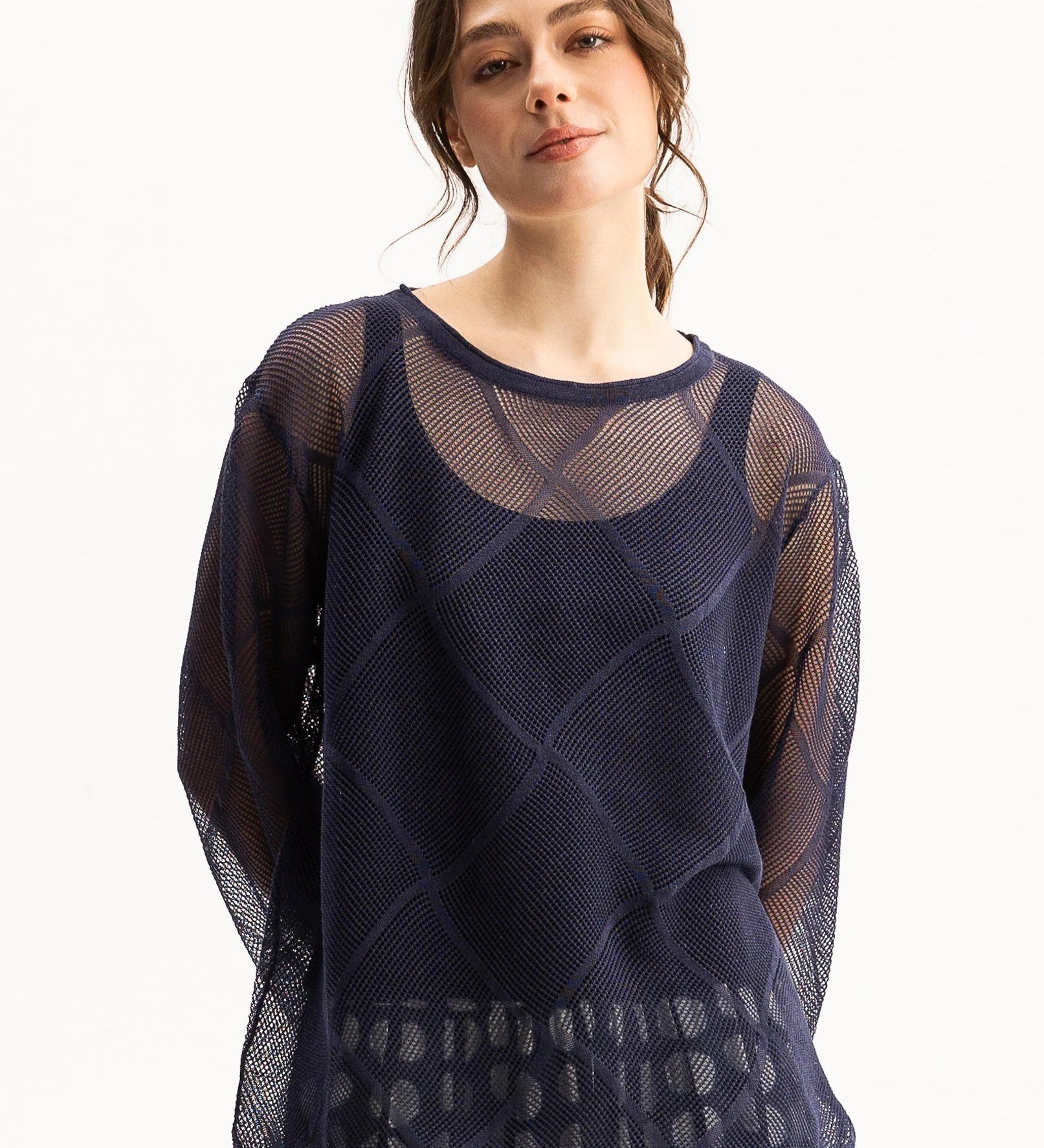 KN11BronxTop-Navy_SK05MollySkirt-Print-1873_354e5448-ad0a-4b12-a9fa-b3e304717d77.webp