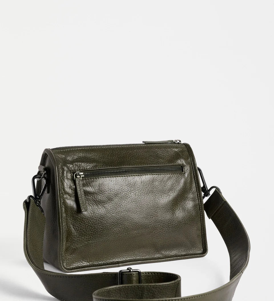 L0255-Z-Halben-Crossbody_DARKOLIVE-2.webp