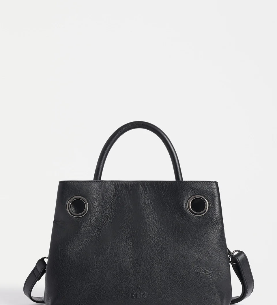 L0272-B-Retka-Crossbody_BLACK-1.webp
