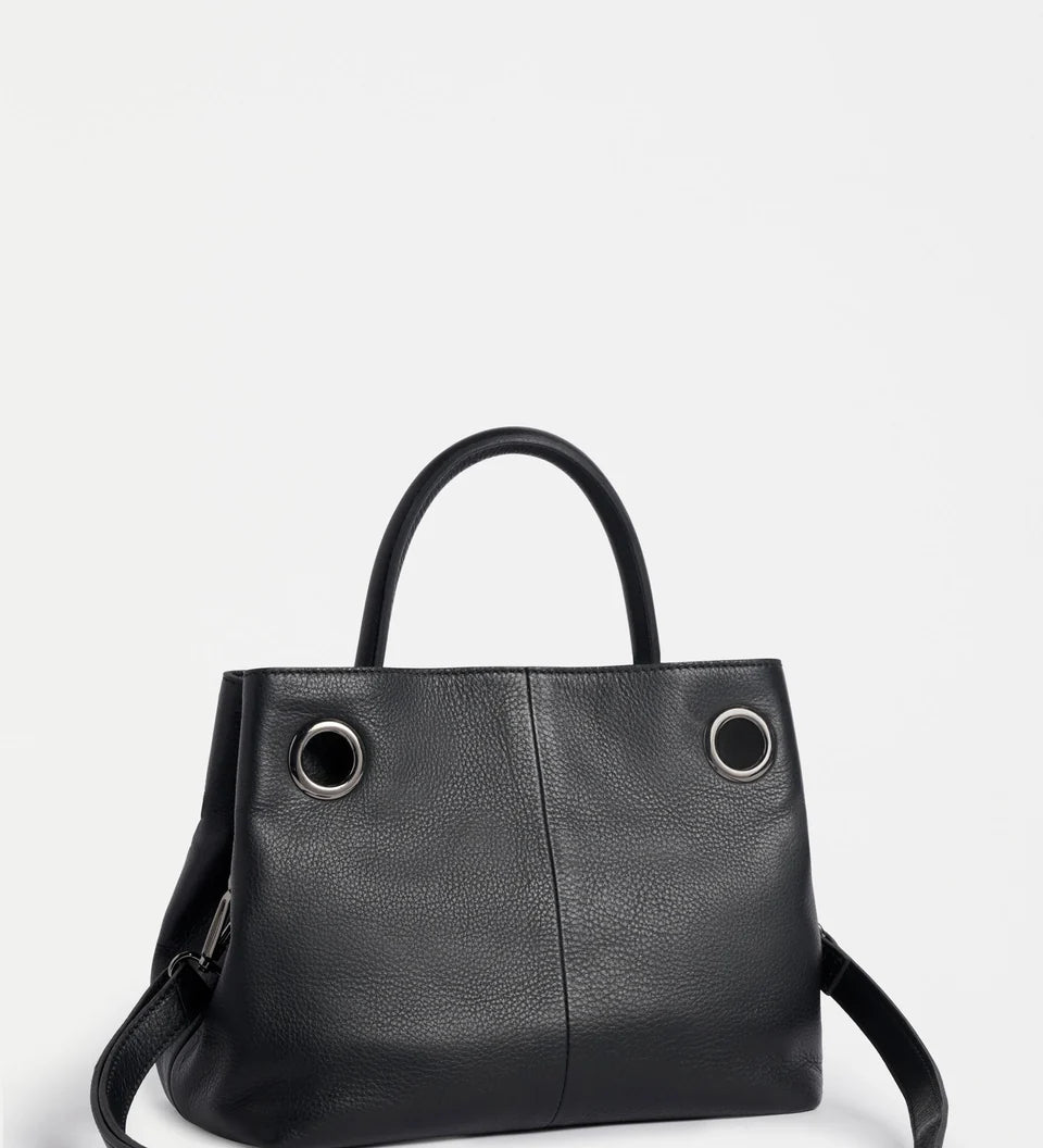 L0272-B-Retka-Crossbody_BLACK-2.webp