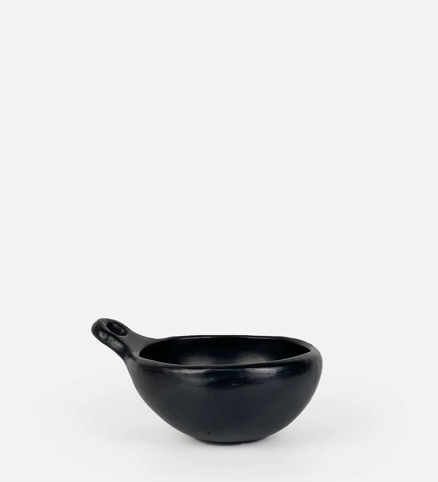 La-Chamba-Soup-Bowl_b65f06c9-1105-4b42-aca3-c354d04a8fa4.webp
