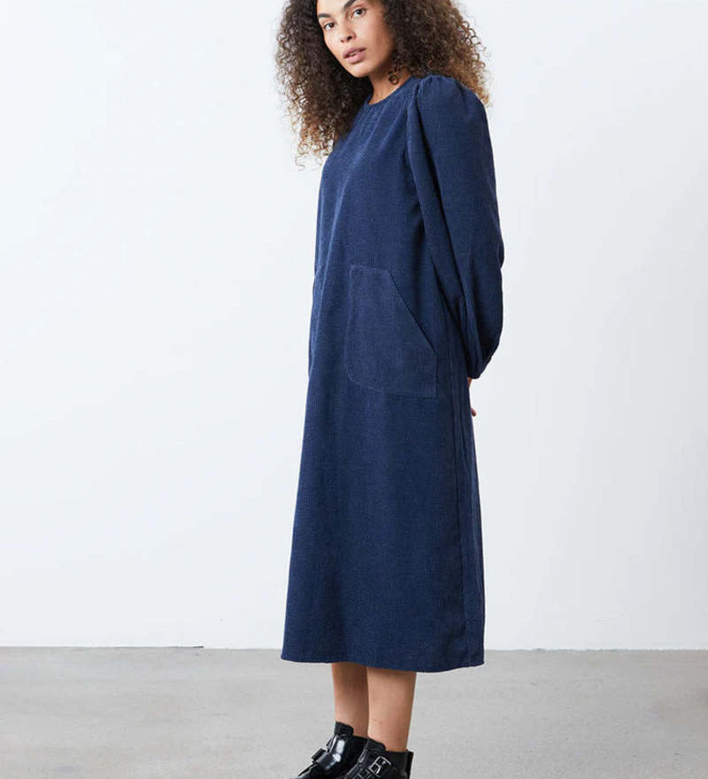 Lolly-s-Laundry-Lucas-Cord-Dress-in-Dark-Blue-20220929012144_cdd8aa86-459e-4356-89ea-b21ee3f7dd53.jpg