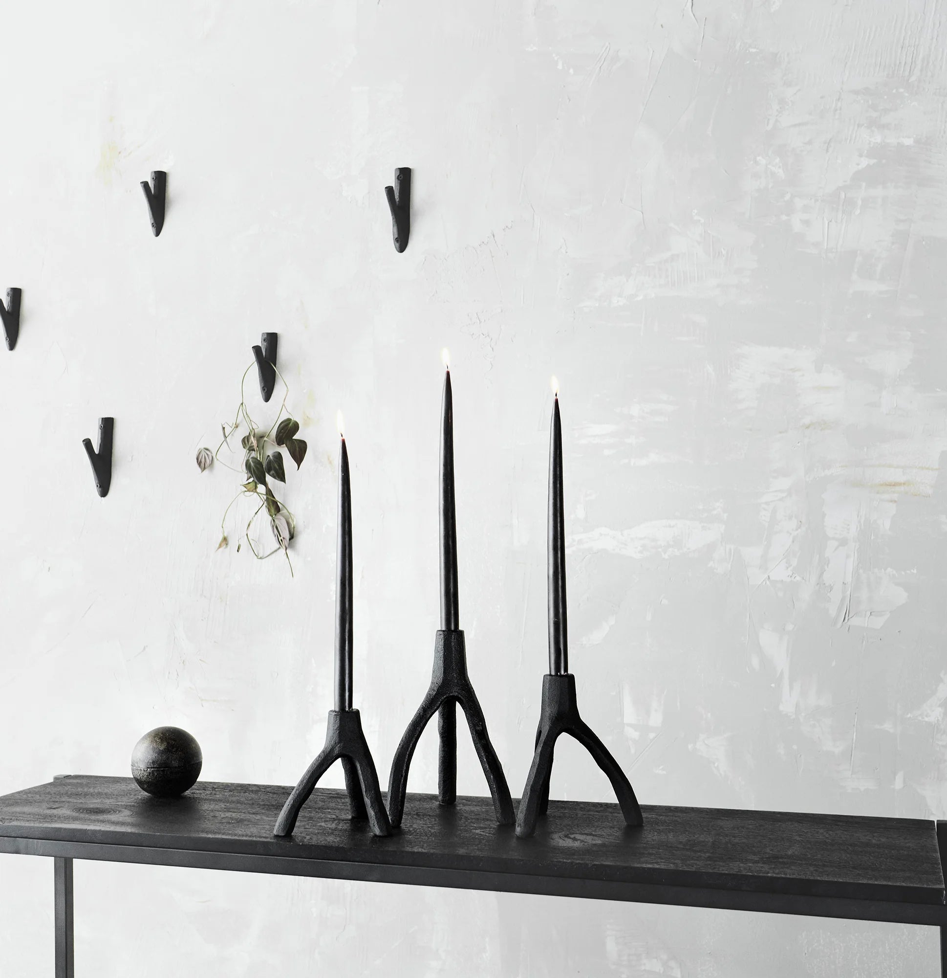 Muubs Aion Candleholder | XL Black