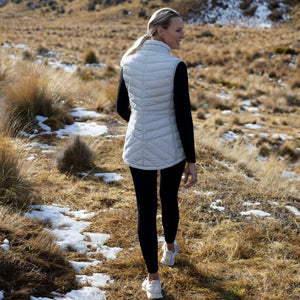 Moke Mary-Claire 90/10 Packable Down Vest | Silver