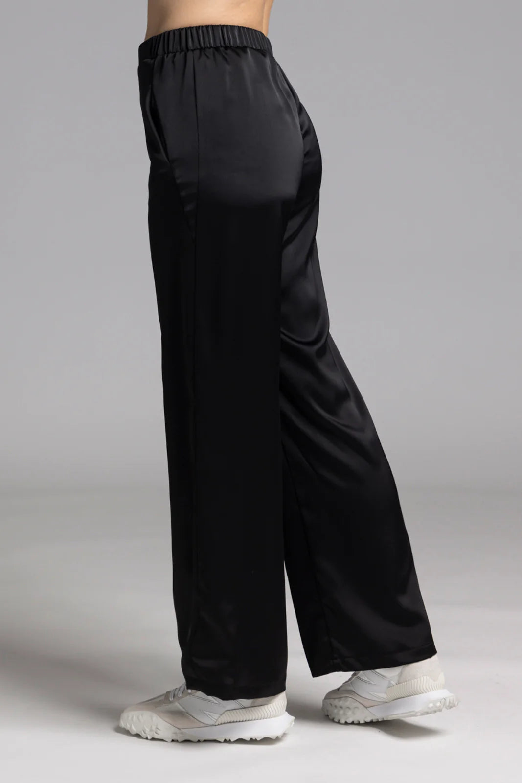Nes Satin Gin Pant | Black