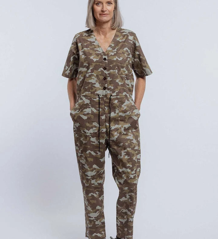 New-Lands-camo-jumpsuit_720x_b2ffd484-7770-4886-a060-2d9b79aee365.webp