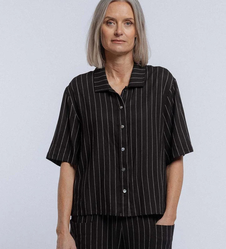 New-Lands-smoking-shirt-Pinstripe_720x_de3e76fe-3a77-4644-a8de-4ad47b2c1cf6.webp
