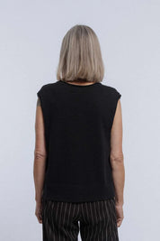 New Lands Vinnie Vest | Blacklead