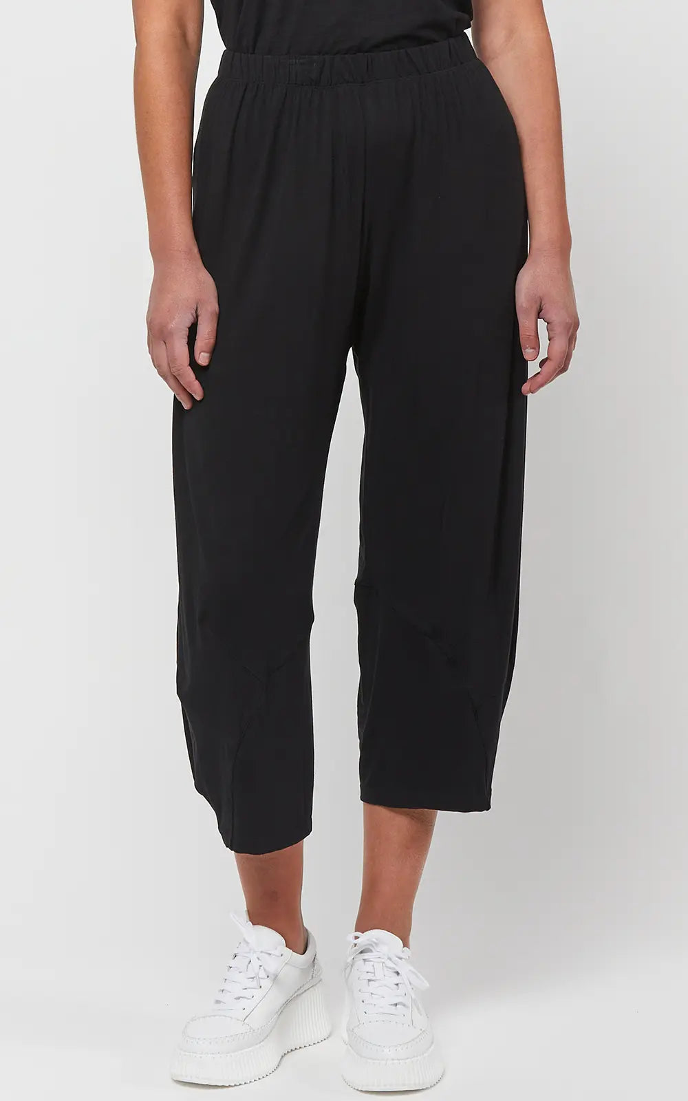 Obi Supernova Tuck Pant | Black