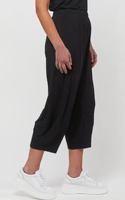 Obi Supernova Tuck Pant | Black