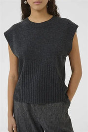 Karen By Simonsen Berenice Vest | Dark Grey