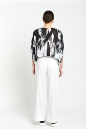 Obi Cityscape Crop Top | Black White