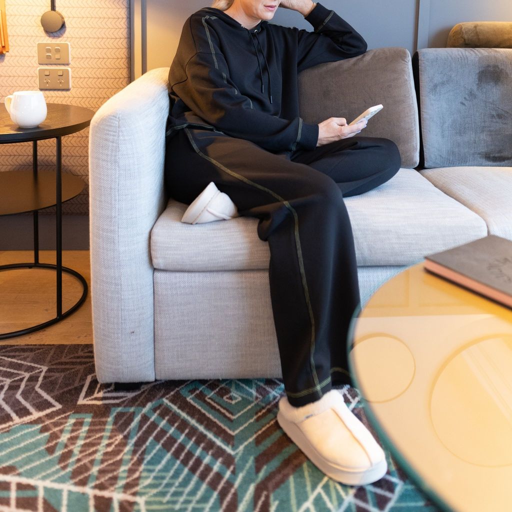 Moke Tash Womens Pants | Black