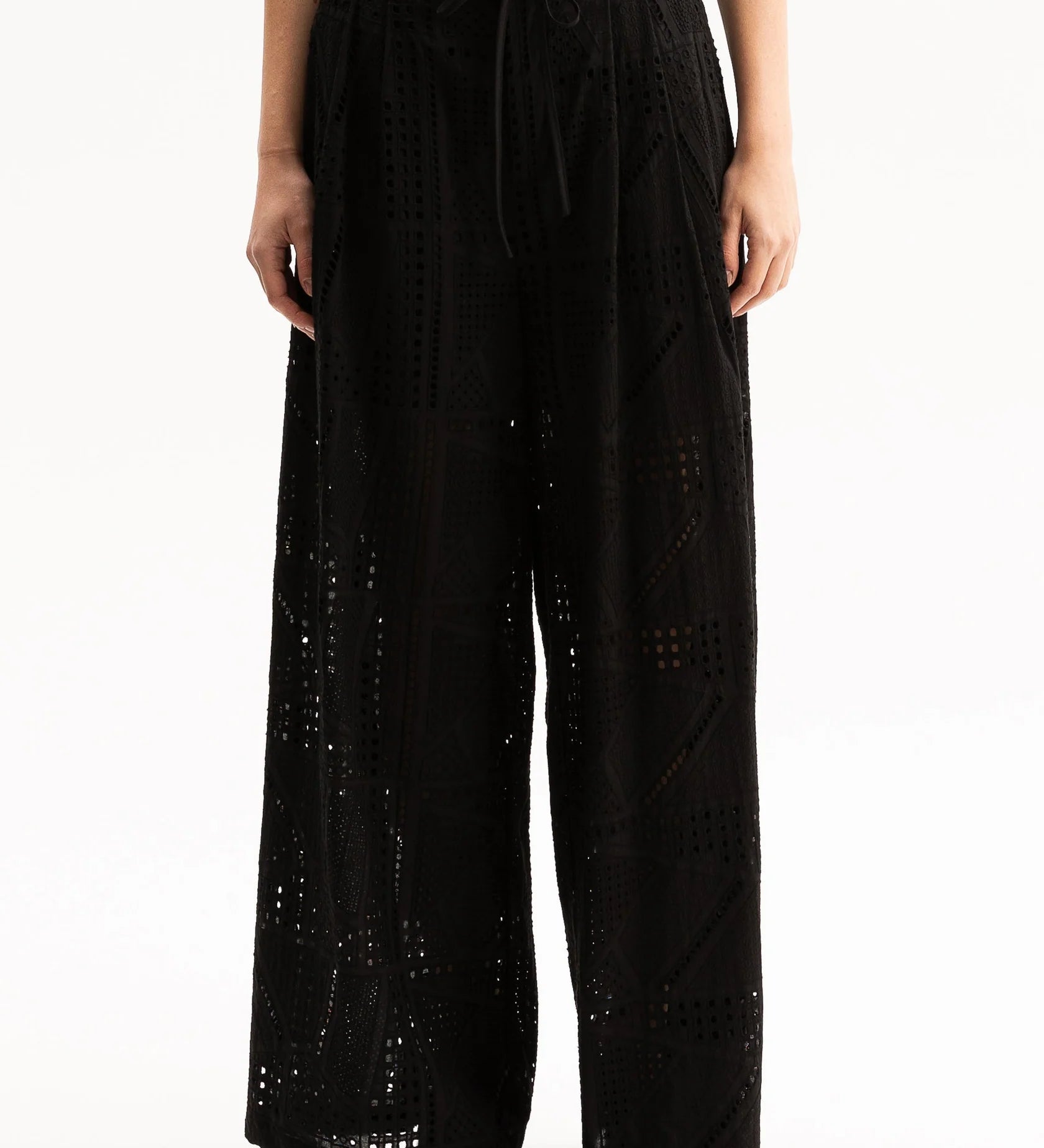 P07HazelPant-Black-1880.webp