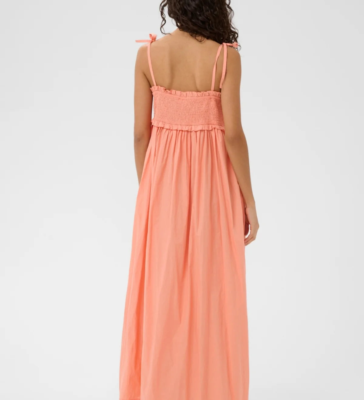 ROSAELLAdress-sainttropez-treasurebox_5000x_e5023535-4166-4f28-be9e-ed0a264ac737.webp
