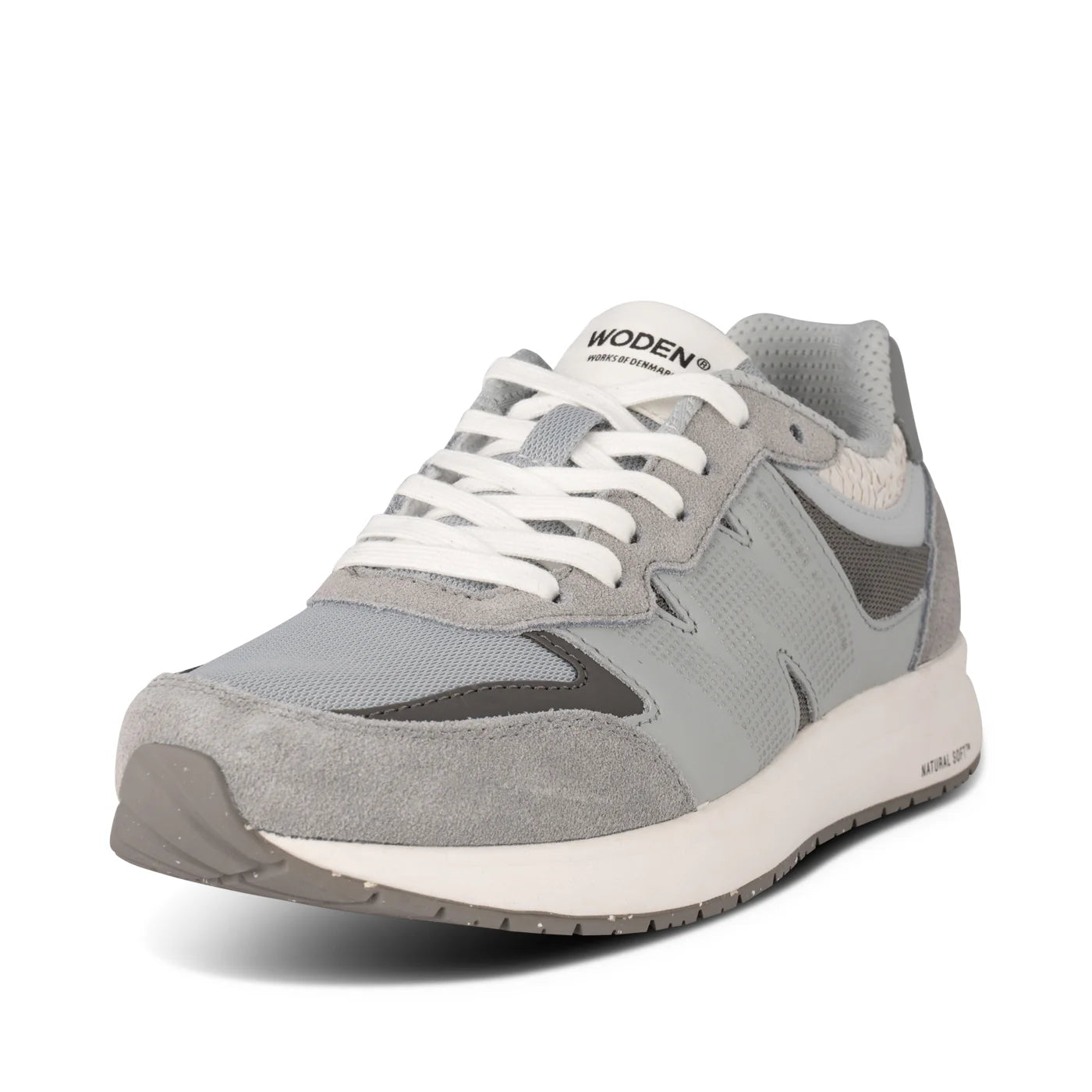 Rigmor_Reflective-Sneakers-WL744-072_Grey_Multi-1_1800x1800_a21bcf9c-7eed-444e-90b1-521653391501.webp