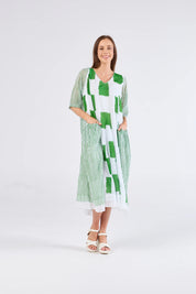 Au Hasard D'un Voyage Short Sleeve Dress | Green Block Art