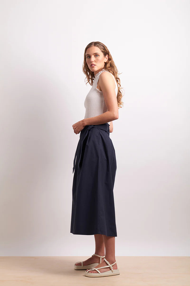 Neris The Crush Shell Top | White