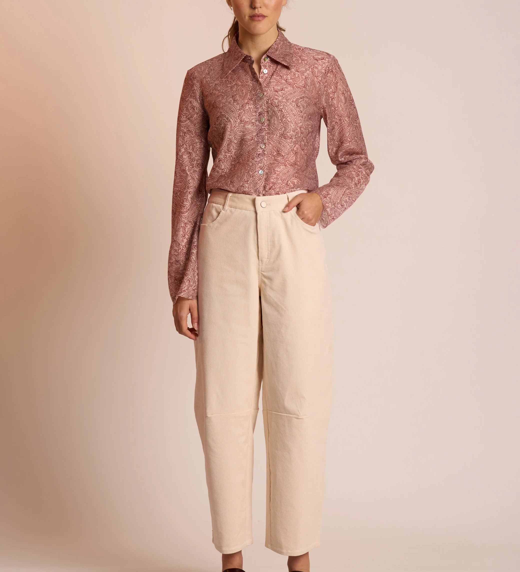 SN2897_Ecru_Neris_Women_Clothes_DAKOTA_PANT_9401106437683_1.webp