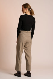 Neris Arc Top | Black