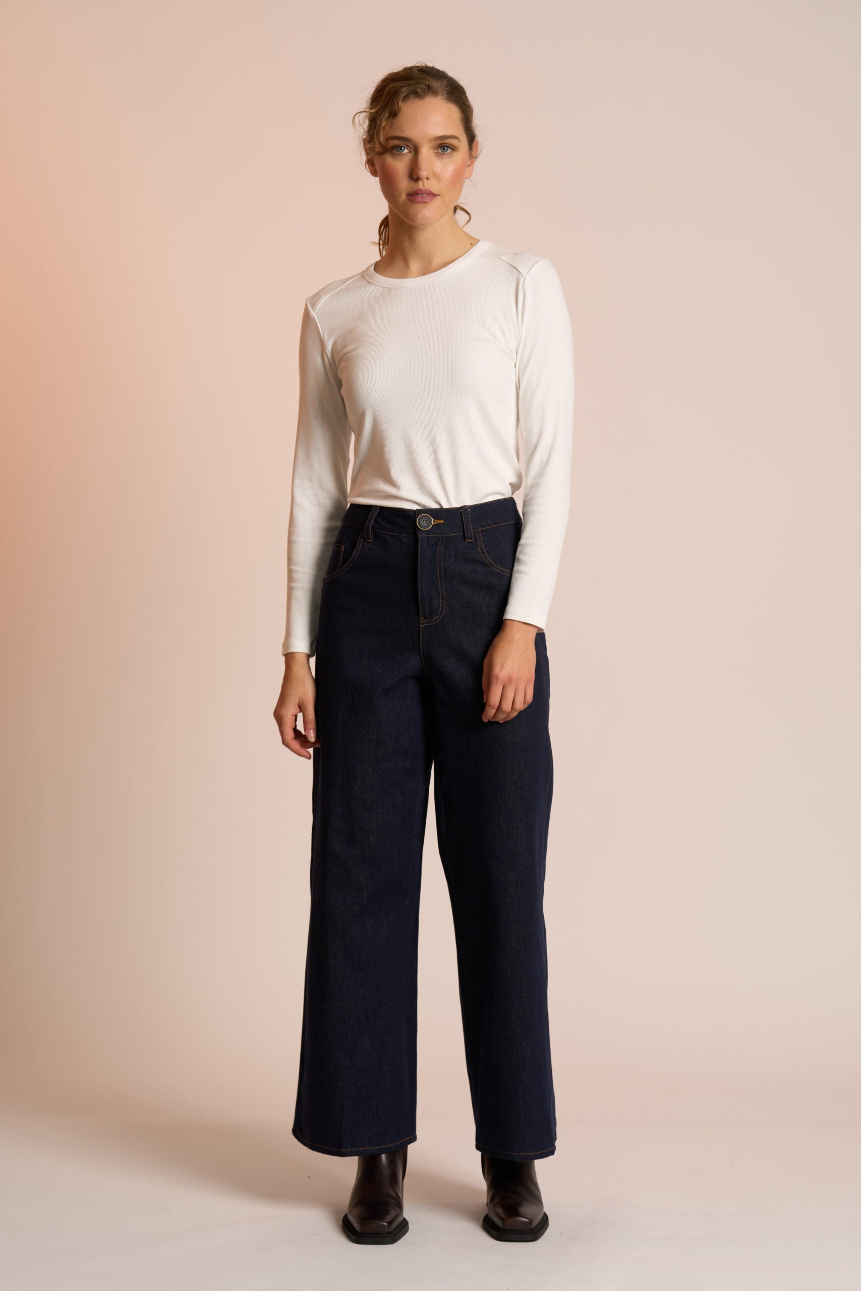 Neris Arc Top | Soft White