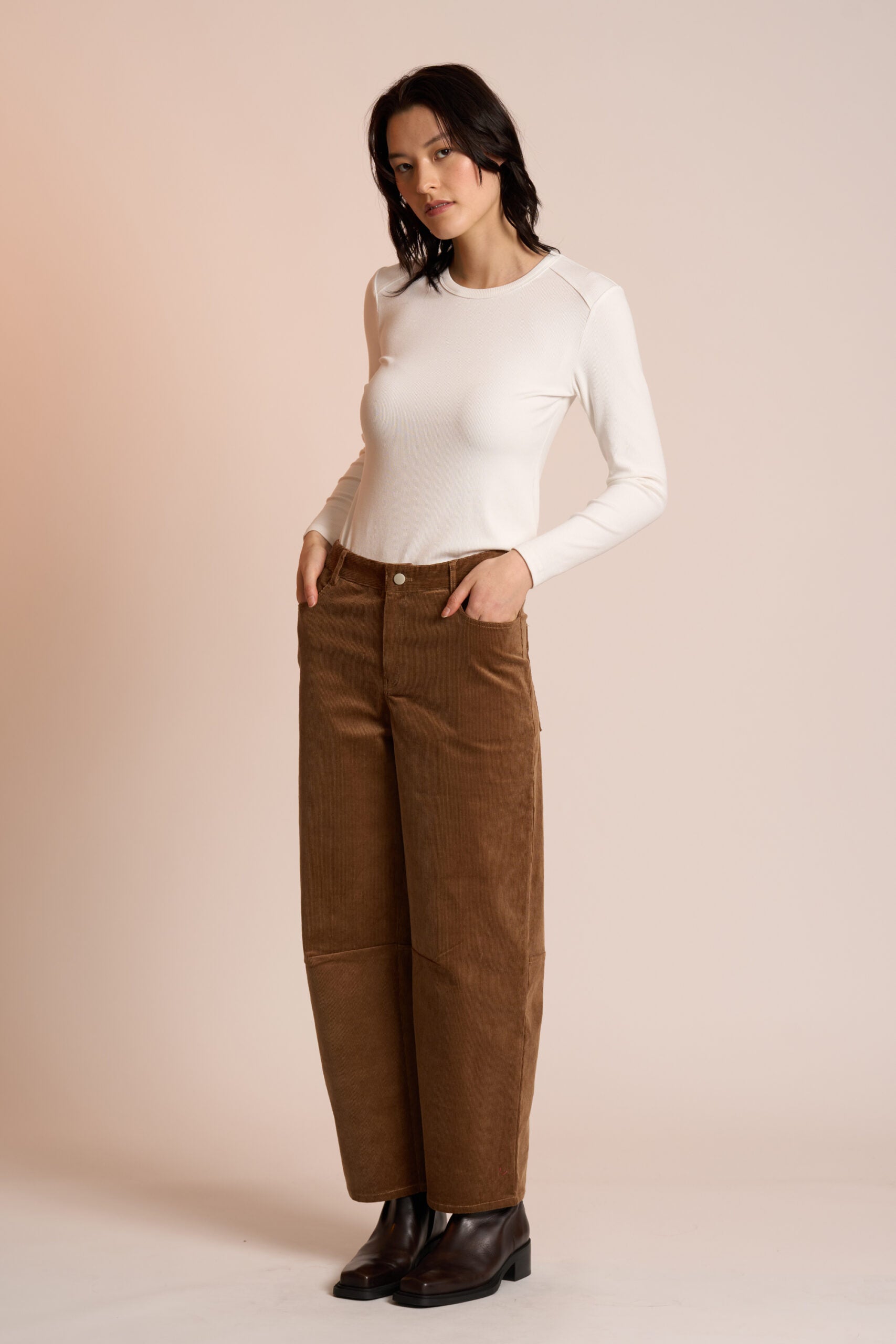Neris Arc Top | Soft White
