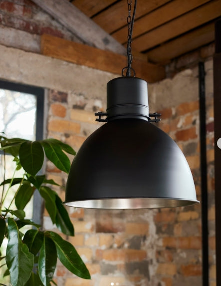 French Country Industrial Pendant | Black