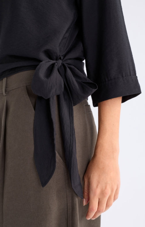 Elk Rema Top | Black