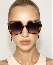 Reality Anya Sunglasses | Grey Turtle
