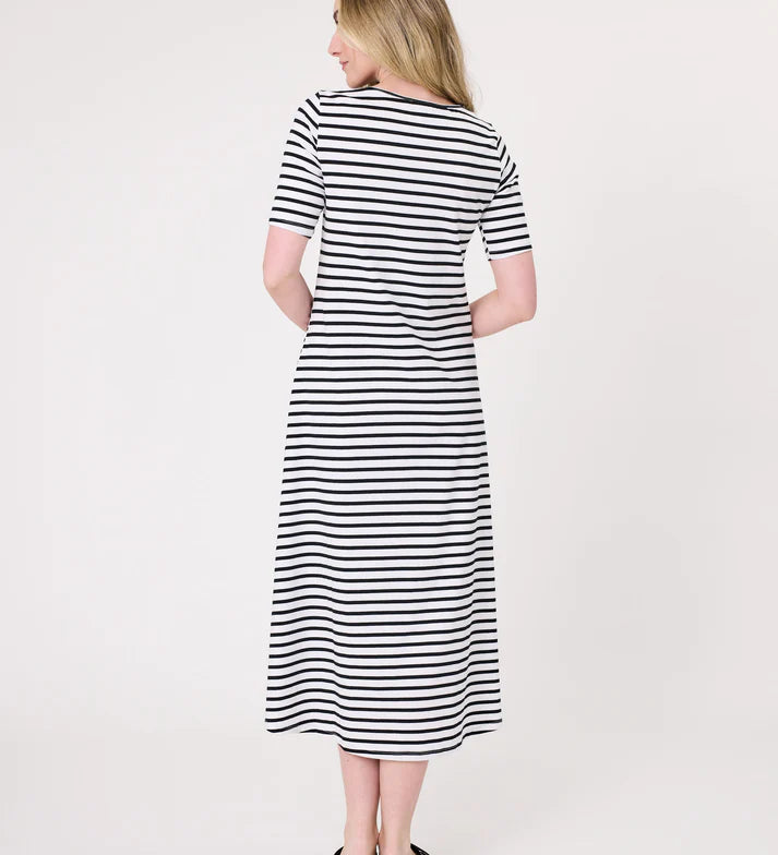 Sole-Dress-B_W-Stripe-Back.webp