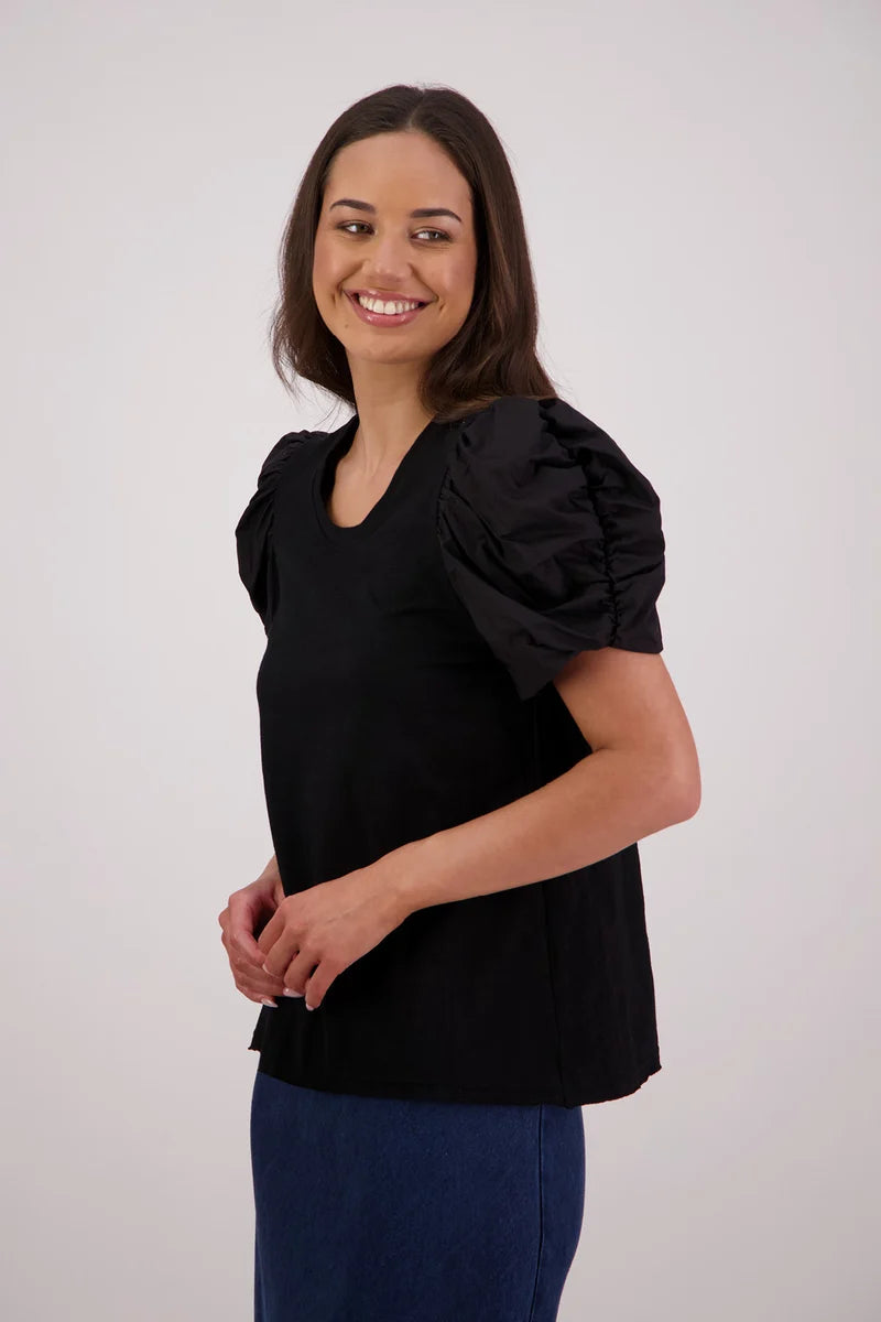 Briarwood Suzie T-Shirt | Black