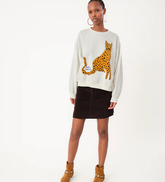 SydneyLL_Leopard_Sweatshirt-Sweatshirt-25450-1068-01_White.webp