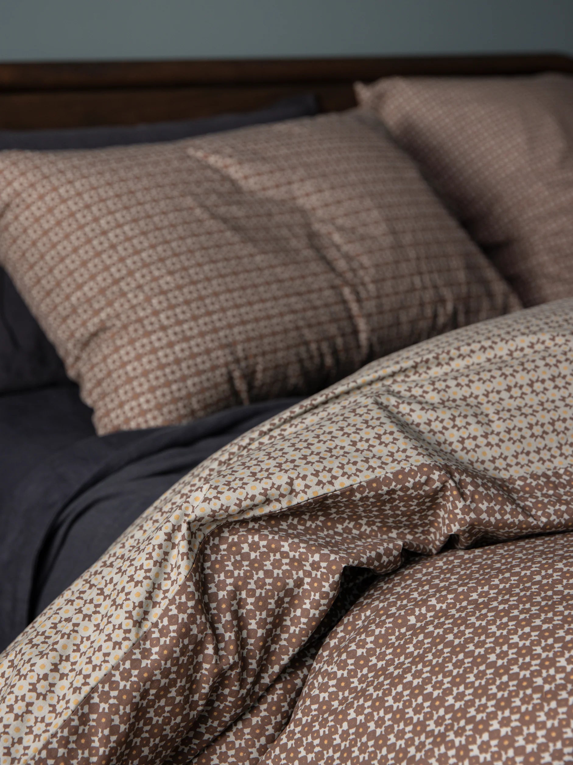 Citta Porto Duvet Cover King | Cocoa Miso