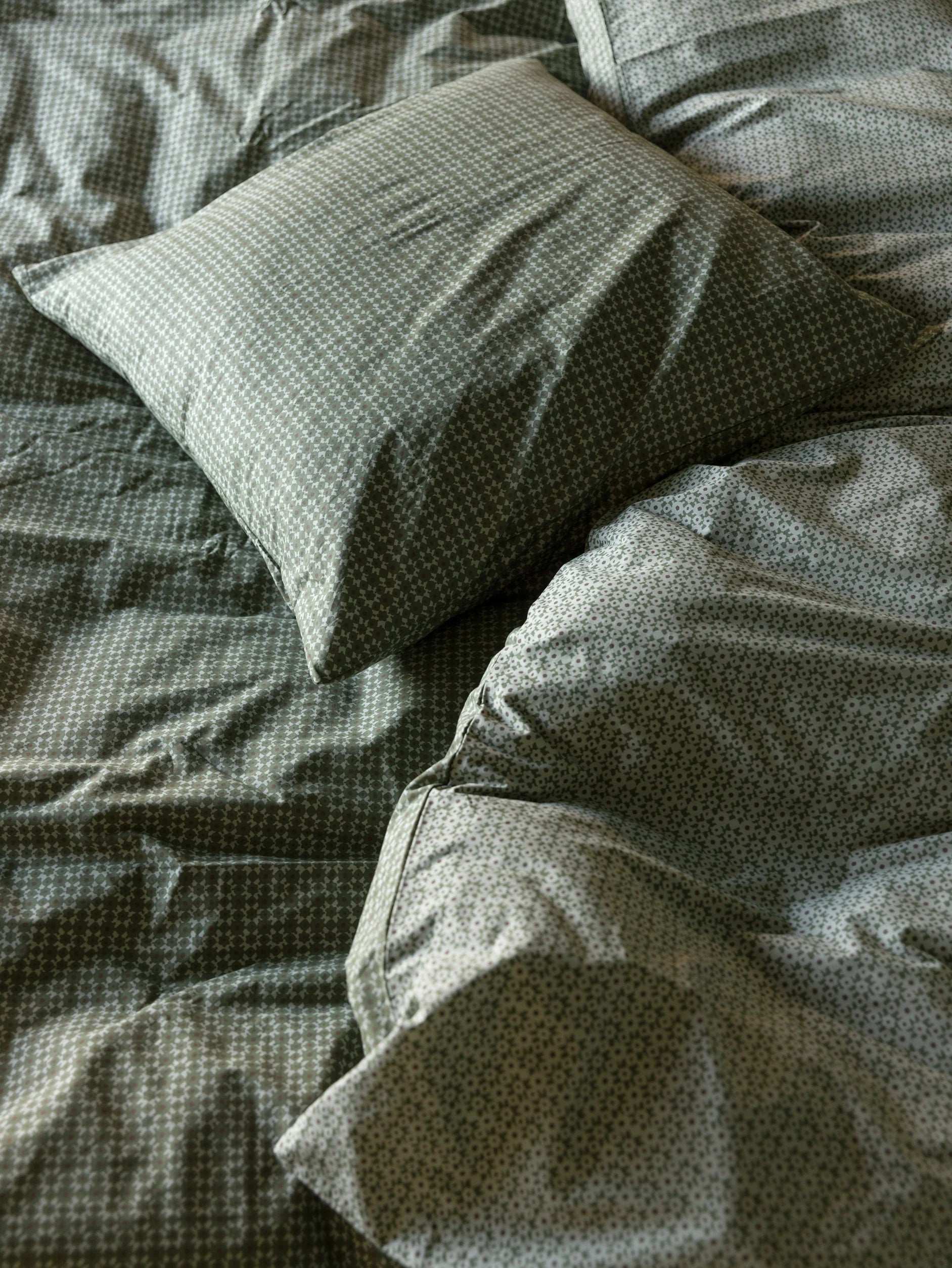 Citta Porto Organic Cotton Euro Pillowcase | Kale Shadow