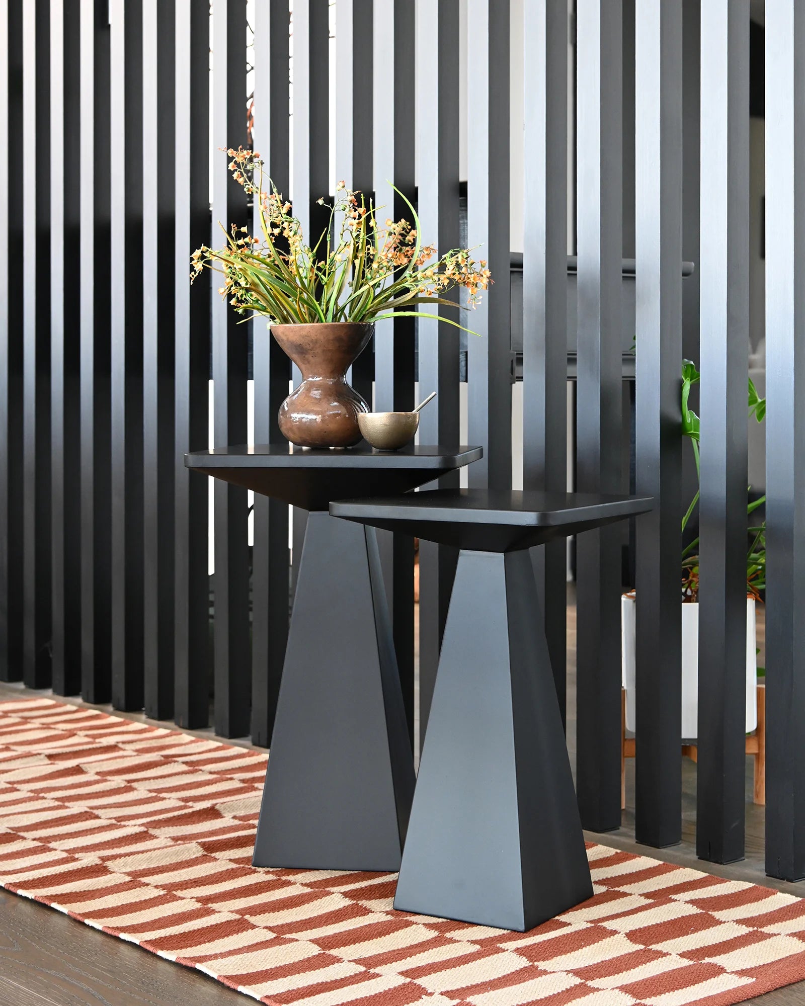 STUDIO Lyn Tall Side Table | Black Tall
