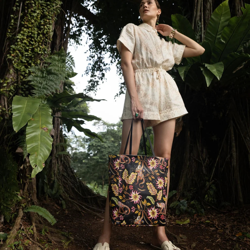 Desti Saint Shopper Bag Canopy Chorus | Black