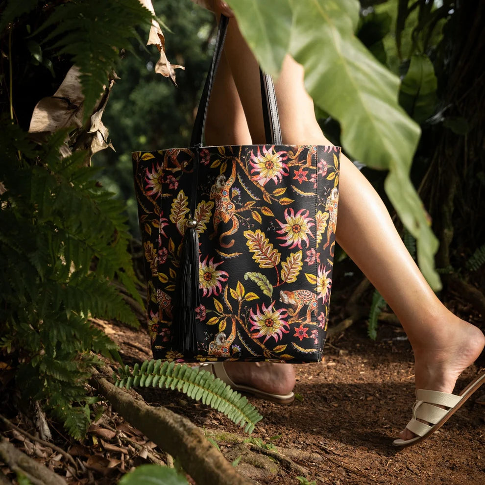 Desti Saint Shopper Bag Canopy Chorus | Black