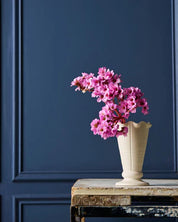 Robert Gordon Violet Trophy Life Vase | Vintage White