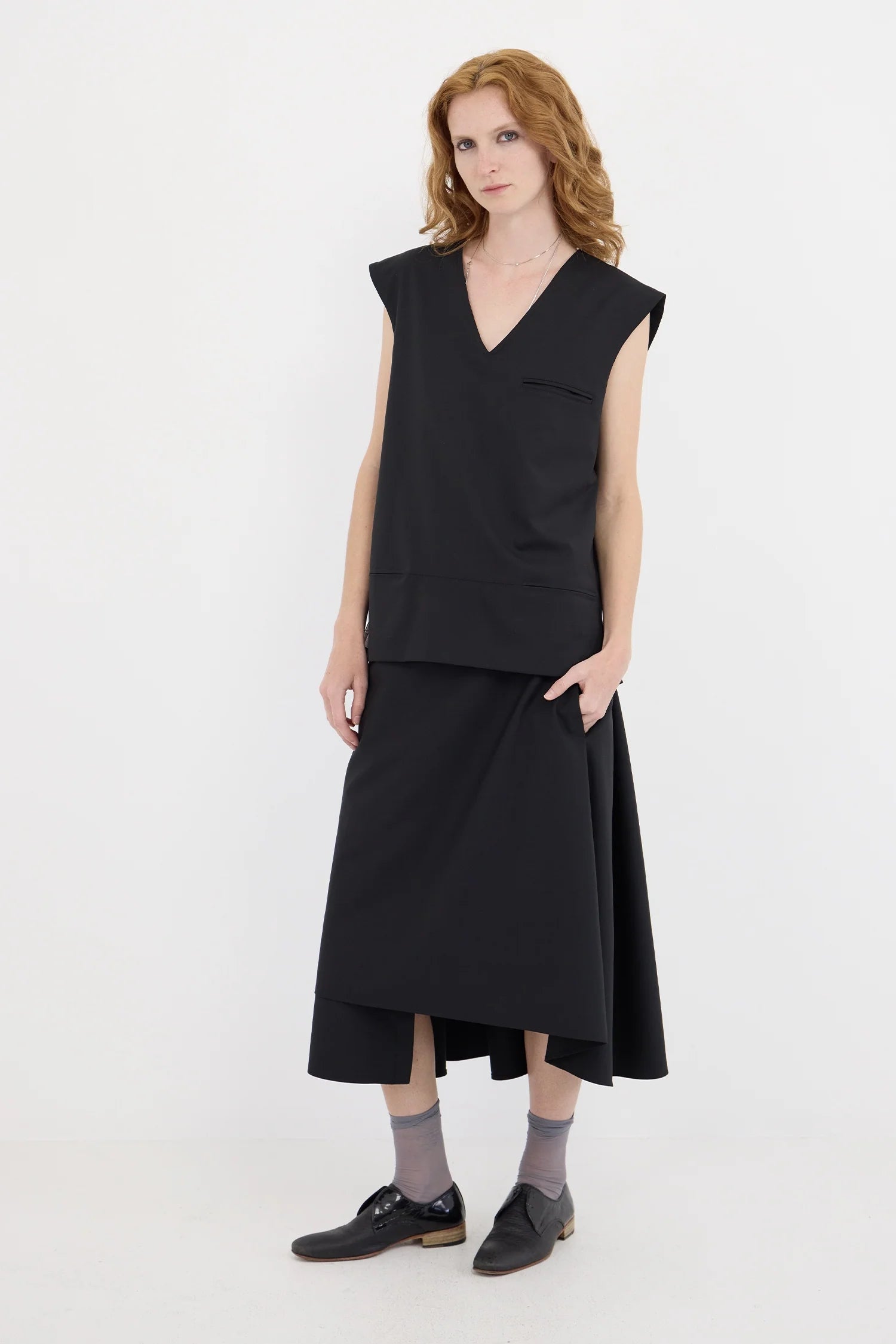 ZW26_Utility_Suitblack_01_2000x_a604972d-7544-4d24-8976-131c36d48247.webp